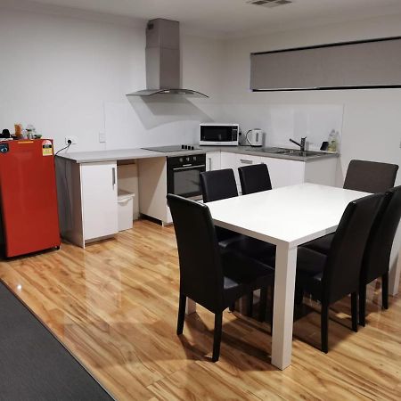 Perth Urban Lodge Экстерьер фото