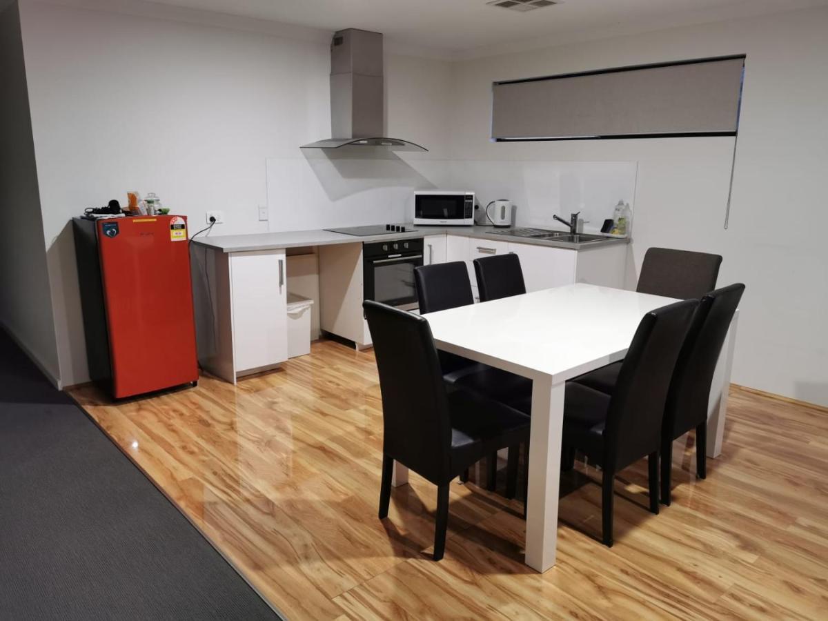 Perth Urban Lodge Экстерьер фото